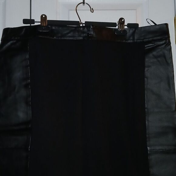 Hal Rubinstein Vintage  leather trim and wool blend pencil skirt Sz 20W  NWOT - Picture 6 of 7